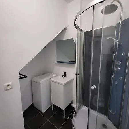 Au Paul B - Welcome In