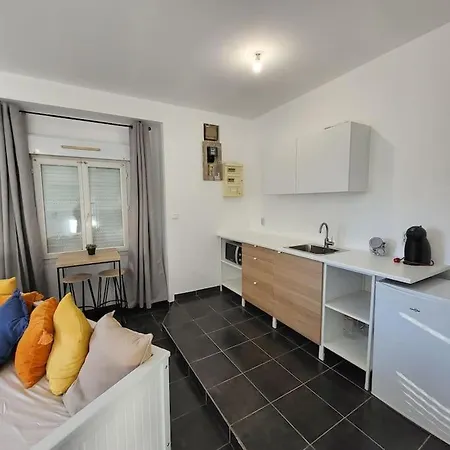 Au Paul B - Welcome In * ナント